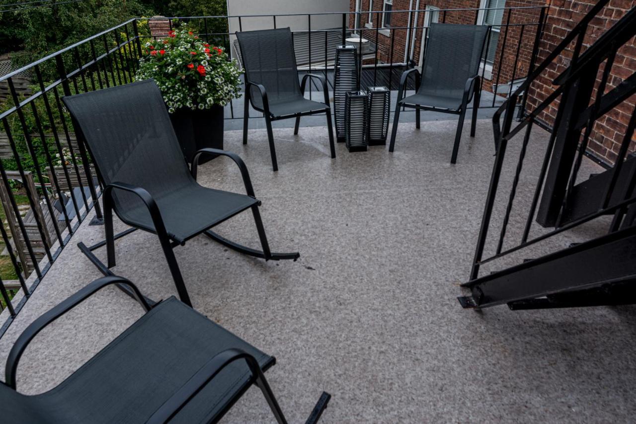 The Secret Garden Inn Kingston Exteriör bild